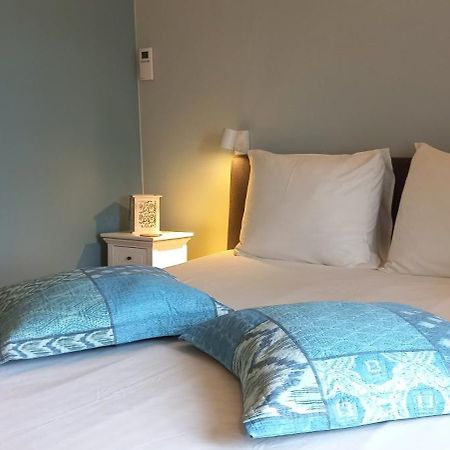 Gite Et Chambres D'Hotes Le Chene Billault Pouant Екстериор снимка