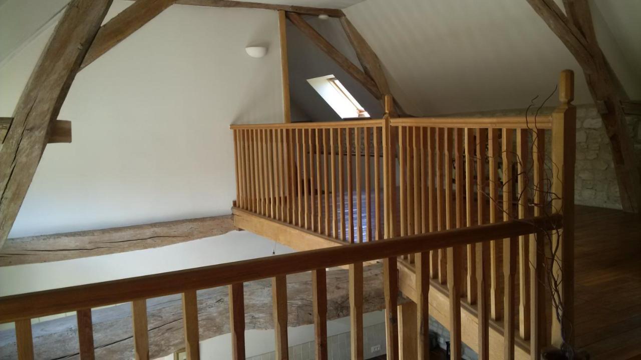 Gite Et Chambres D'Hotes Le Chene Billault Pouant Екстериор снимка